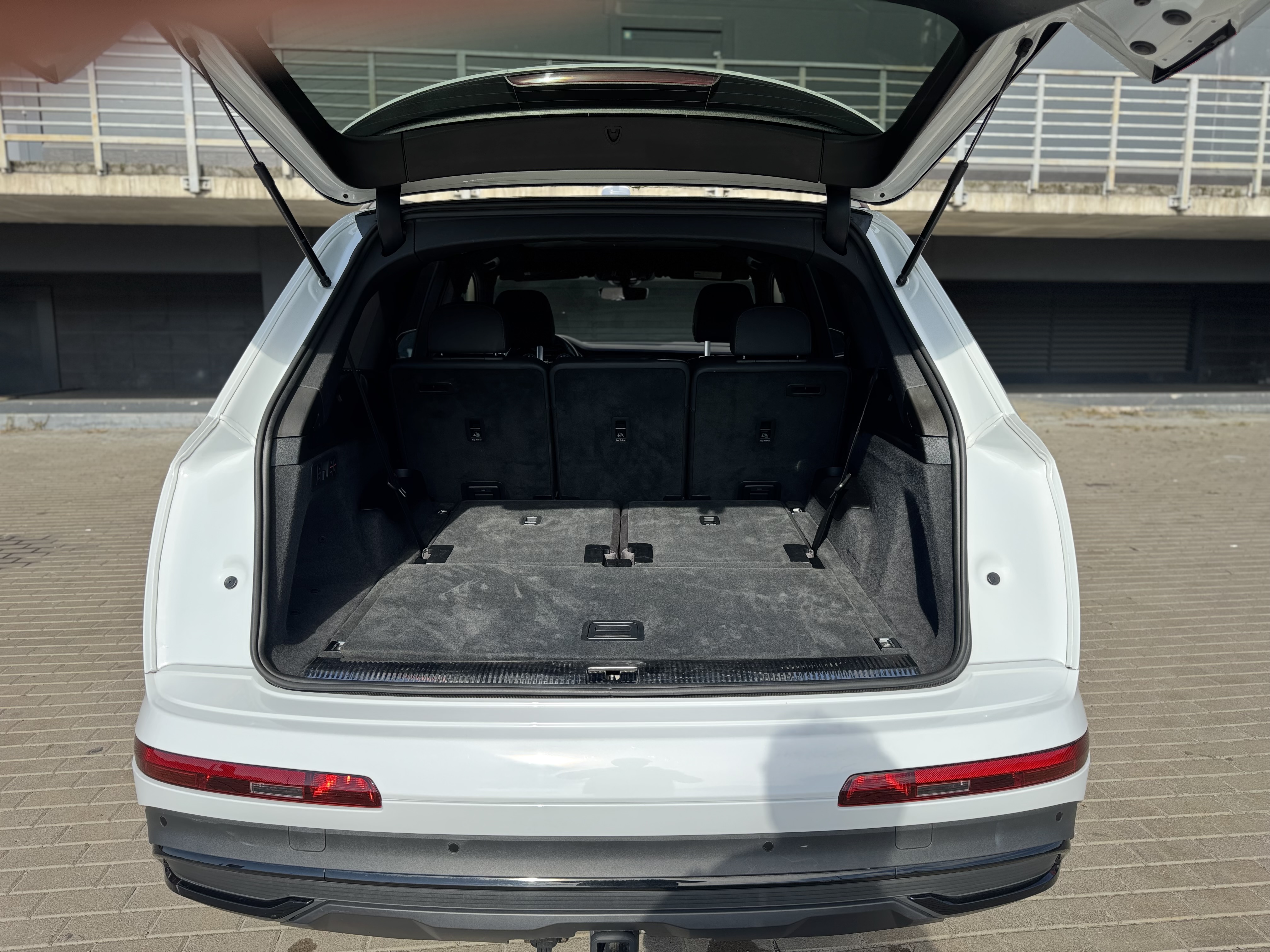Audi-2
