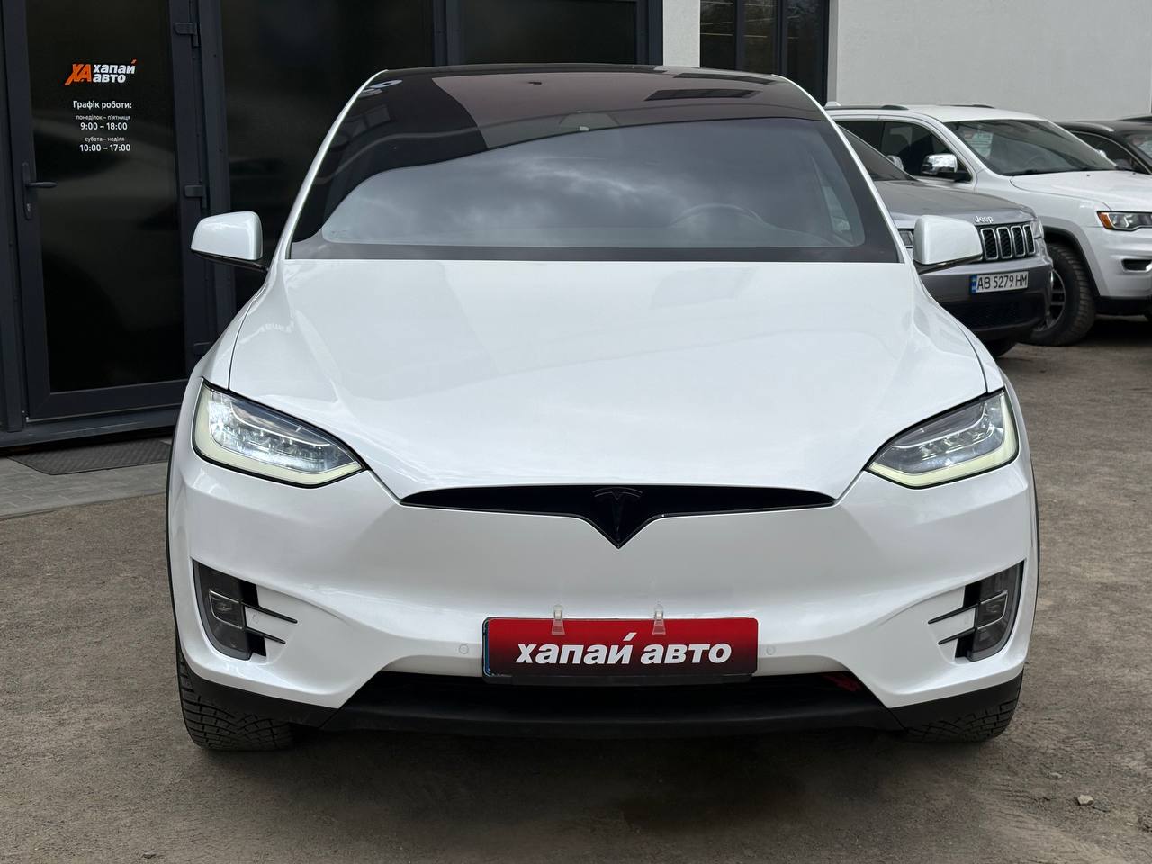 Tesla-0