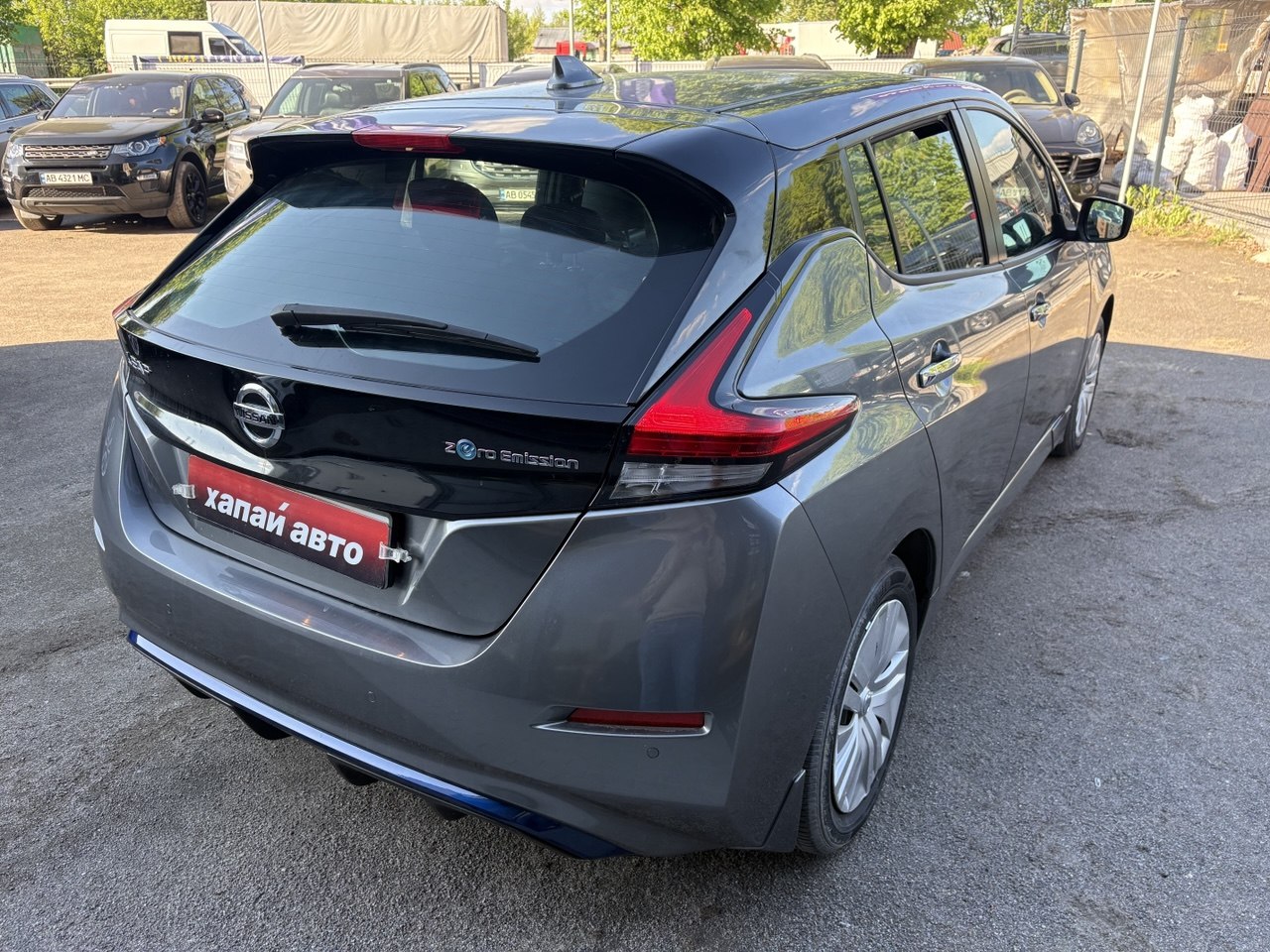 Nissan-3