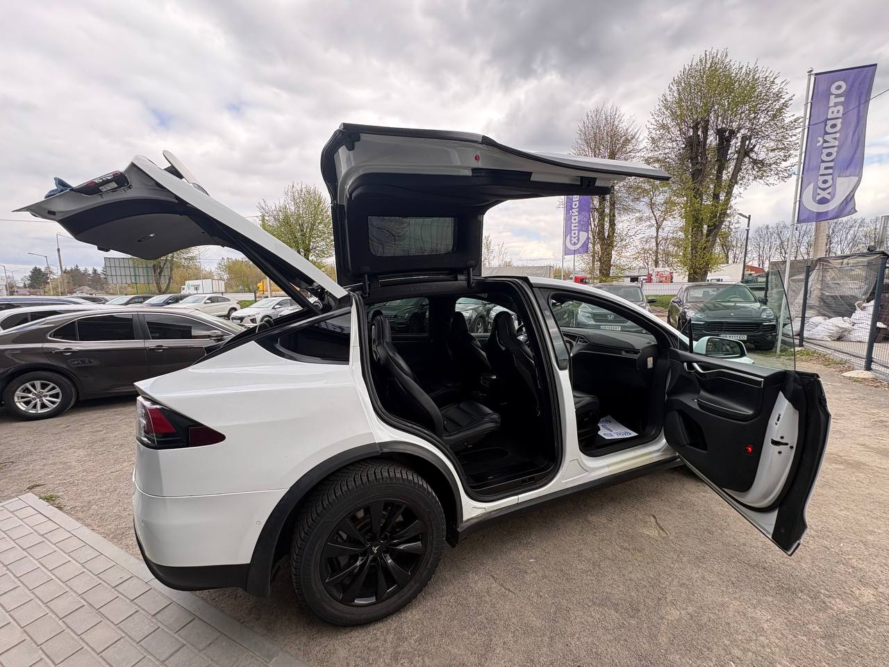 Tesla-12