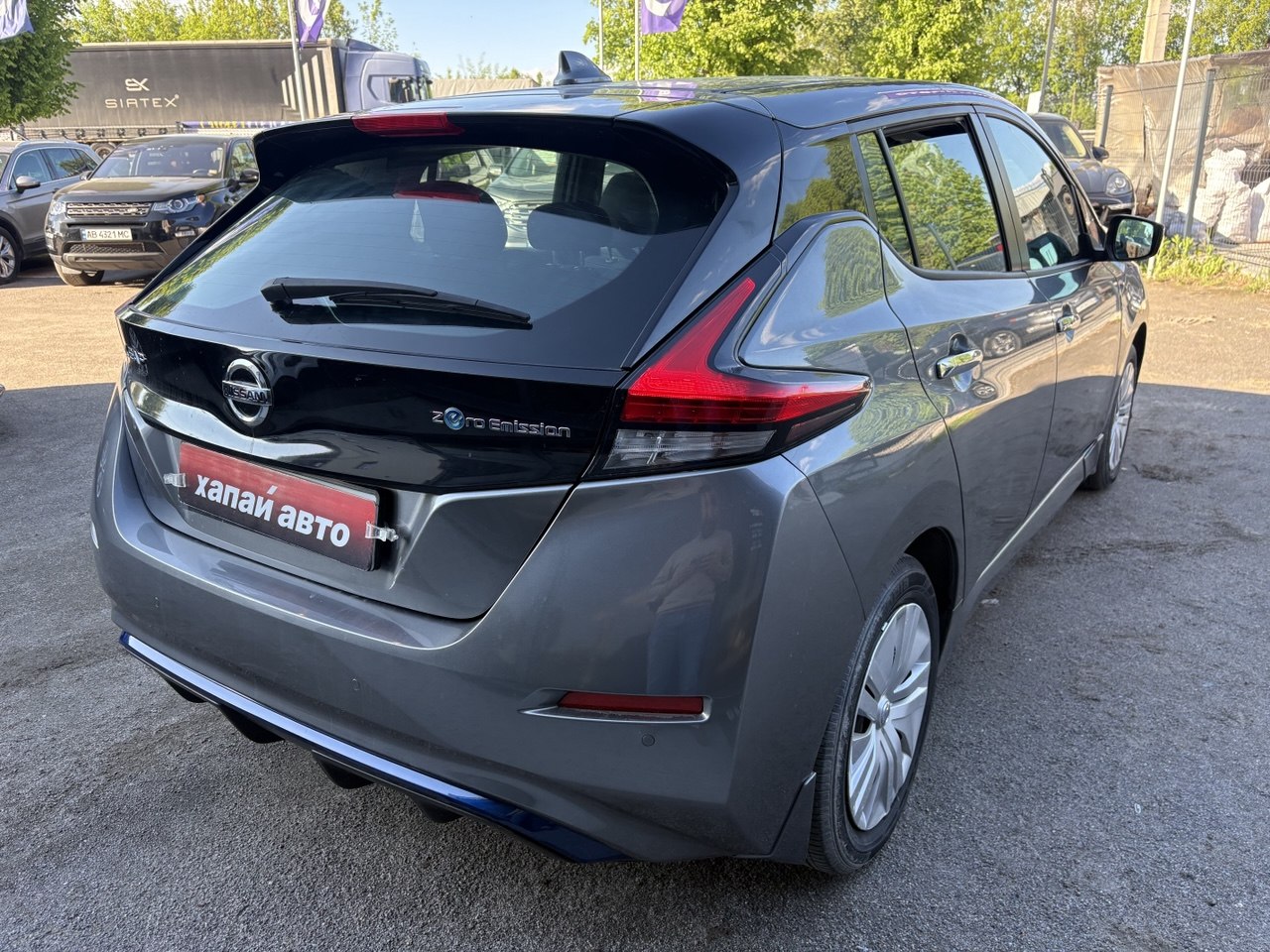 Nissan-5