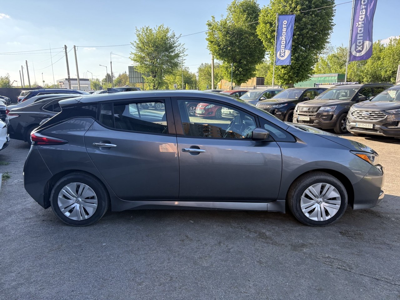 Nissan-2