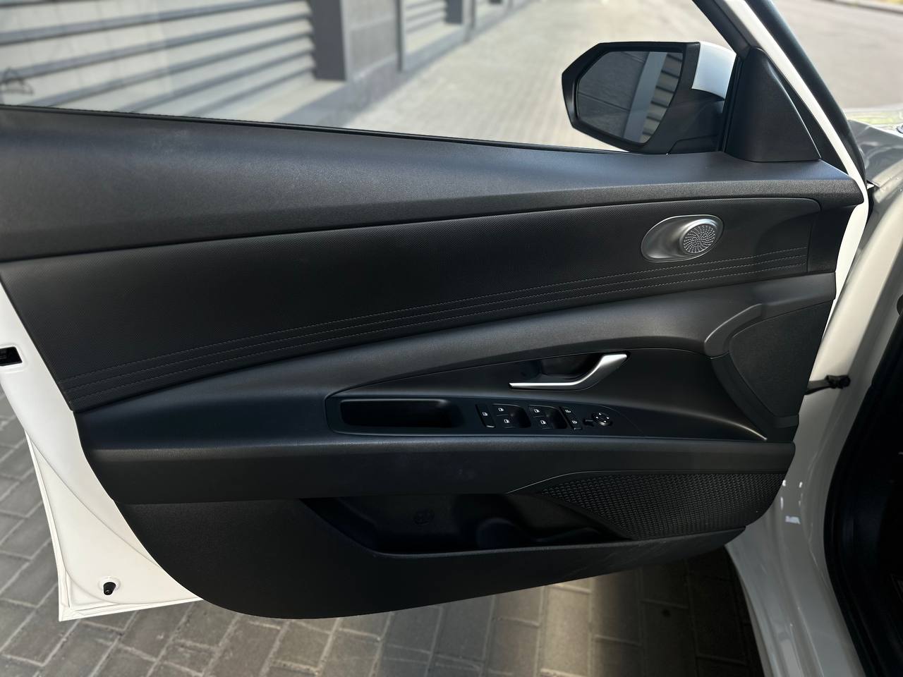 Hyundai-8